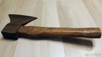 Starožitná sekera tesárska kresačka - 9