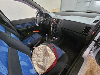 Predám Hyundai Getz 1.4, 71kW, r.2005 - 9