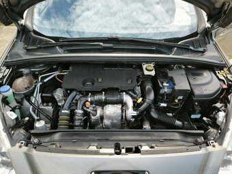 Peugeot 308 SW 1.6HDi 8/2011 262t.km panorama ťažné - 9