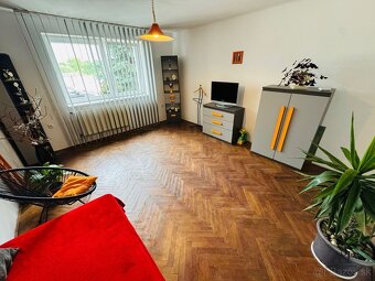 NA PREDAJ 3 IZB. RODINNÝ DOM, POZEMOK 482 M2, ČÁČOV okr. SEN - 9