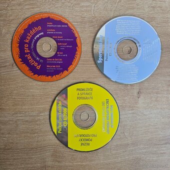 Originalne CD a DVD z PC casopisov 25 ks - 9