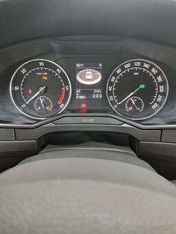 Škoda Superb 2.0 TDI 140kW DSG Style | FULL výbava - 9