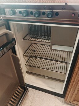 Karavan Hobby 460T - 9