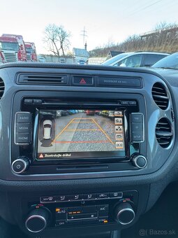 Volkswagen Tiguan 2,0 TDI Bluemotion - 9