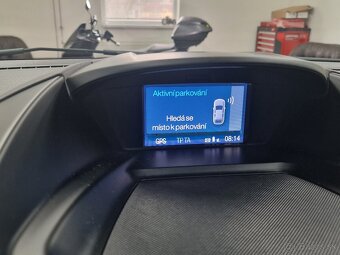 Ford Kuga 2.0 TDCi  4x4 - 9