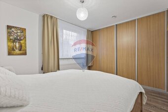 PREDAJ : REZERVOVANÉ - 4 izb. Rodinný dom 185 m2, kompletná - 9