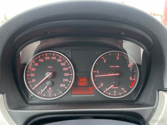 BMW e91 2.0d 105kw - 9