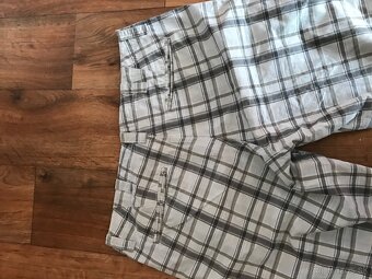 CALVIN KLEIN originál pánske capri nohavice L - 9