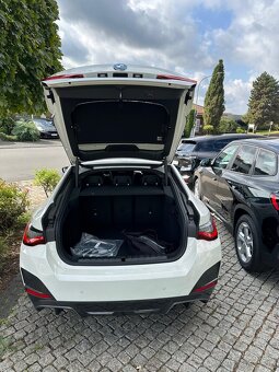 BMW I4 eDrive35 M Sport Packet - 9