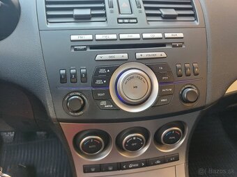 Mazda 3---1.6i-benzin--77Kw-105Ps-najazdené.-157300km - 9