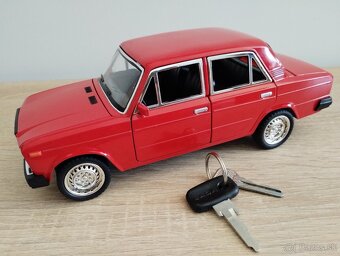 1:18 Lada 2107 - 9