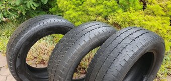 DUNLOP, 3 kusy, LETNE, 215/60 R17C - 9