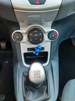 Ford fiesta 1.3 benzín 43000 km - 9