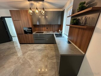 Krátkodobý alebo dlhodobý prenájom 2x spálňa , 135m2 - 9