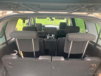 Mazda 5 2.0 Diesel 7miestne - 9