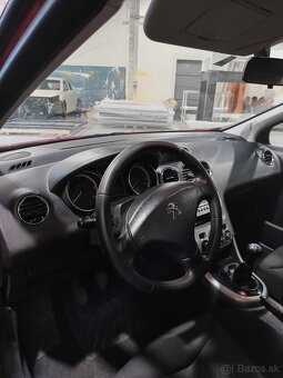 PEUGEOT 308 1.6 diesel - 9