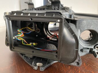 A4 B6 Zadné kryty Bi-xenon - 9