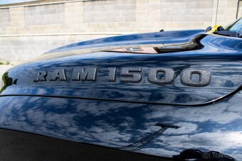 Dodge RAM 1500 5.7 HEMI - 9
