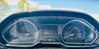 Peugeot 208 1.2 PureTech Active 54 298KM - 9