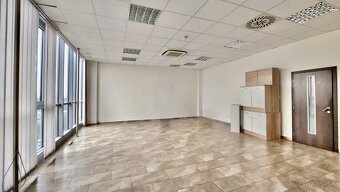 Špičkové obchodno - kancelárske priestory na mieru - OPROTI - 9