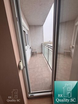 SENEC - NA PREDAJ 2 izbový byt s vlastným parkovaním, pri St - 9