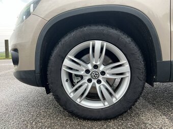 Volkswagen Tiguan 2.0 TDi - 9