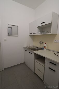 Na prenájom ponúkame kancelárske priestory v Piešťanoch - 9