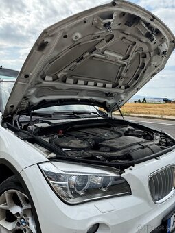 BMW X1 18d xDrive - 9