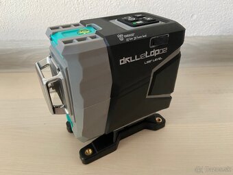 12 líniový samonivelačný 3D laser, diaľkový ovládač, 4400mAh - 9