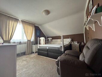 Dolný Bar- Rodinný dom 300m2 s pozemkom 1646m2 - 9