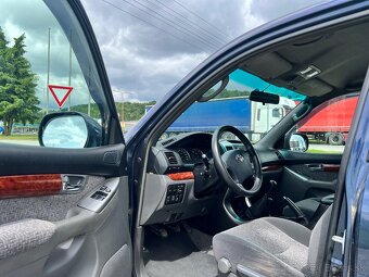 Toyota Landcruiser 120 D4D - 9