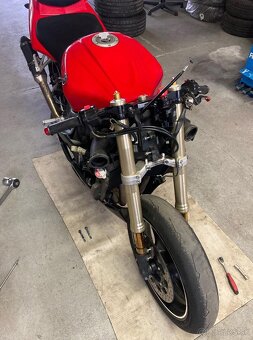 Yamaha R6 - 9