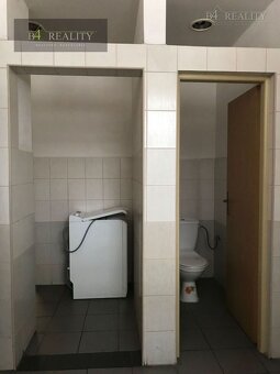 Kancelária na prenájom, 25 m2, Trenčín, ul. Gen. M.R.Štefáni - 9