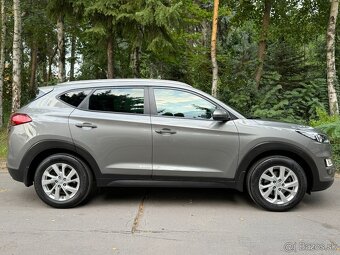 HYUNDAI TUCSON 1.6 T-GDI SMART 4x4 130kW/ SK AUTO/ 1.MAJITEĽ - 9
