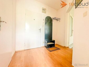 2 izbový byt s balkónom a nádherným výhľadom n ul. J Bottu v - 9