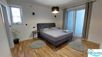 Pag, Novalja – zariadený penthouse v II. rade od mora - 9