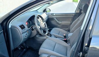 Volkswagen Golf V 1.9TDI - 9