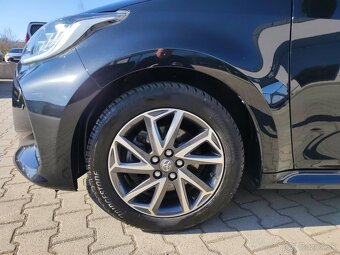 Toyota Yaris EXECUTIVE + VIP - 9