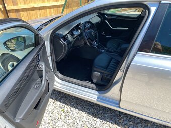 Octavia Combi 1.6 TDI 115k Style DSG EU6 - 9