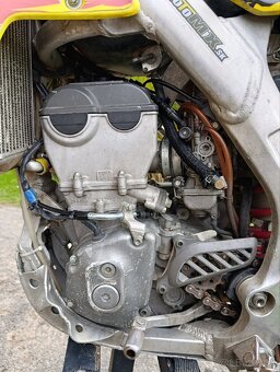 Suzuki rmz 250 - 9