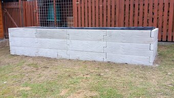 Vyvýšené betónové záhony - 9