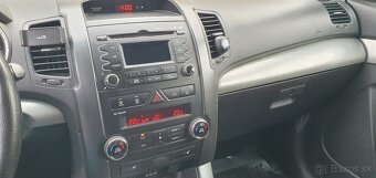 Predám Kia Sorento - 9