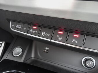 Audi A5 Cabriolet 40 TFSI quattro S line - 9