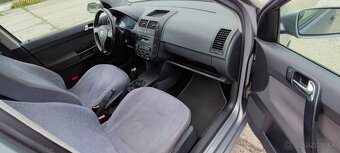 Predám VW Polo 1.2 benzín, 51kW - 9