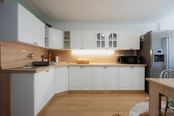 Rodinný dom vo Vitanovej vhodný na bývanie aj investíciu - 9