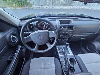 DODGE NITRO 2.8 CRD - 130 kW- 4WD - 9