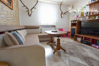 Byt 2+1 (59 m2) s balkónom na sídl. Mier v Sp. Novej Vsi - 9