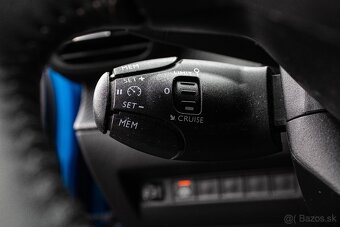 Peugeot e2008 100kW KOŽA, VIRTUAL, 360 KAMERA, CarPlay - 9