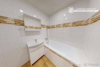 Byt 2+1 s loggiou (56 m2), sídl. Západ I. Sp. Nová Ves - 9