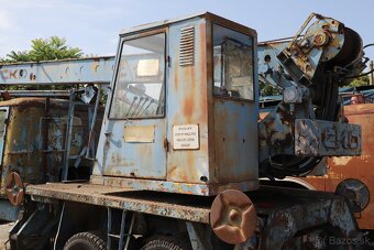 AD 080 PRAGA V3S 6x6 - 9
